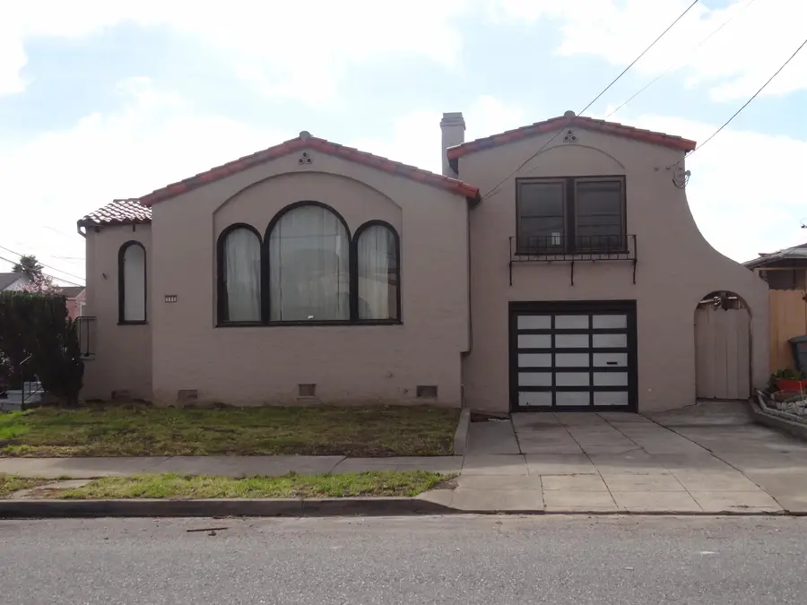 596 Walnut St, San Bruno, CA 94066 - #2
