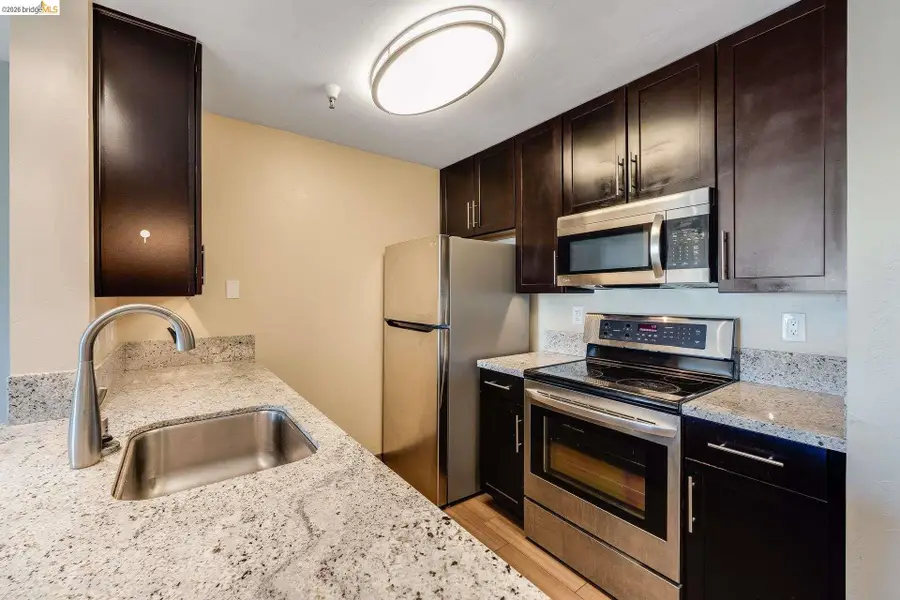 6400 Christie Ave  #2410, Emeryville, CA 94608 - #3