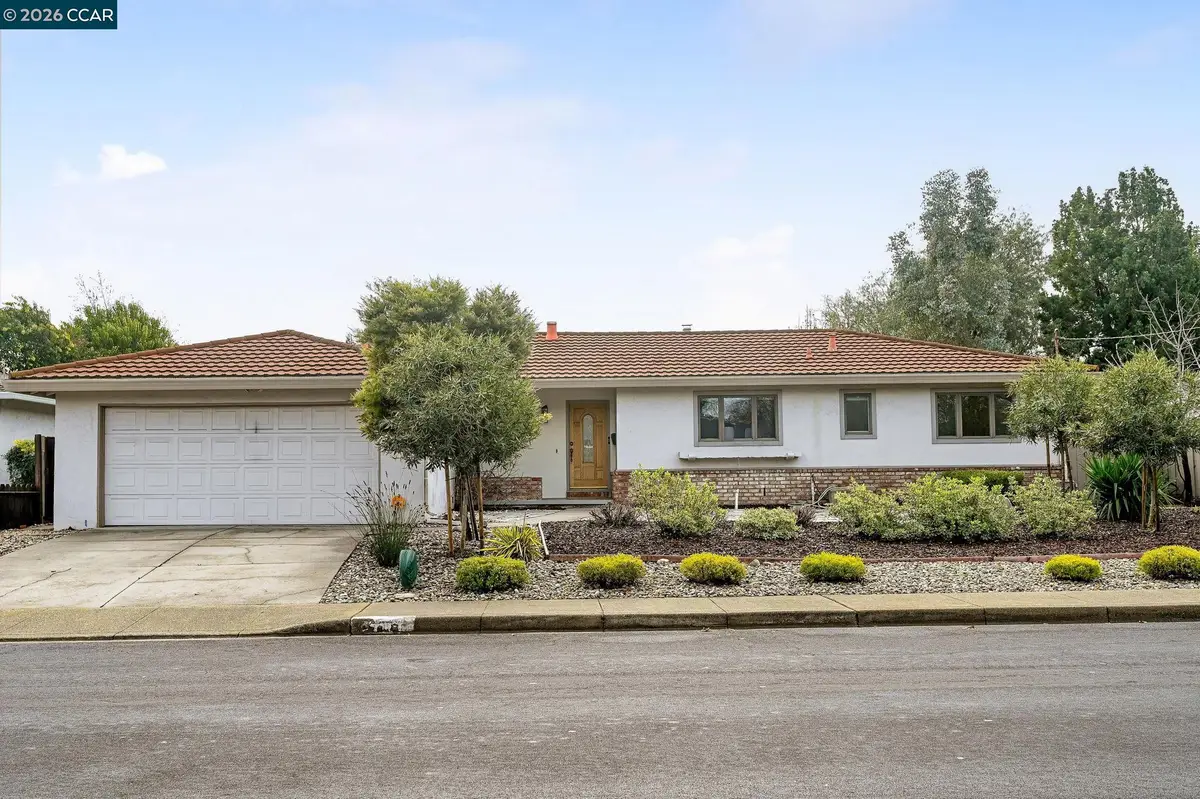 2036 Rockne Dr, Concord, CA 94518 - #1