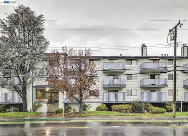 29300 Dixon St  #207, HAYWARD, CA 94544