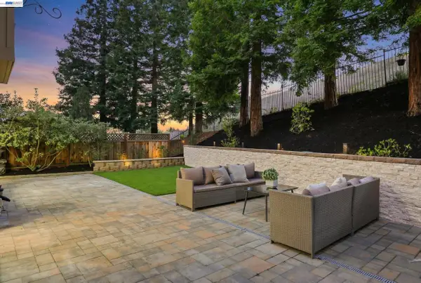 415 Eagle Valley Way, DANVILLE, CA 94506