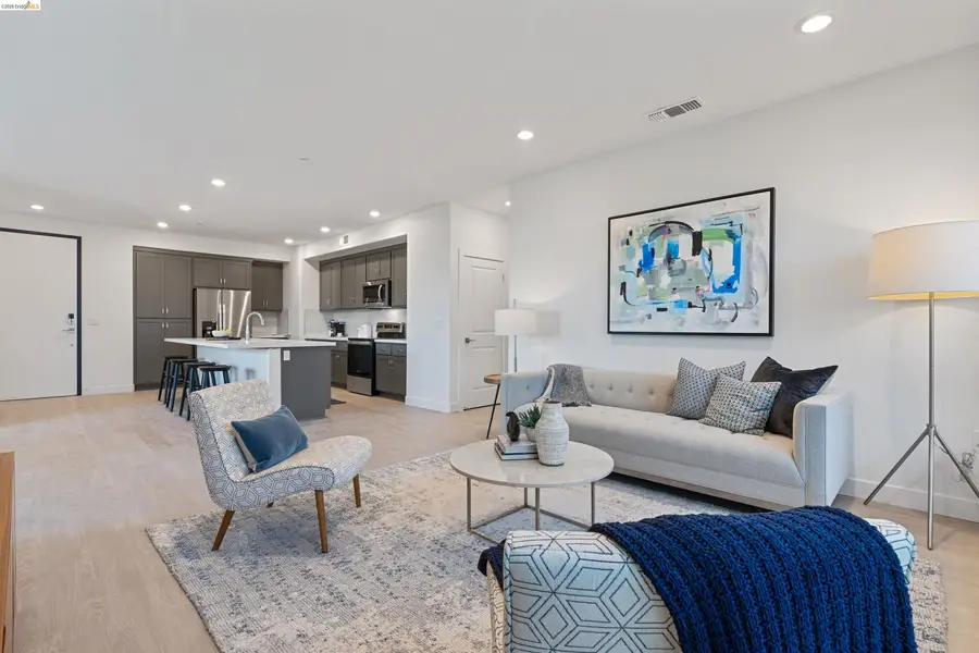 500 Somi CT  #301, Hayward, CA 94544 - #2