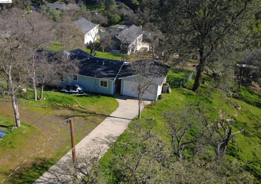 4991 Yuma Ct., Copperopolis, CA 95228 - #3