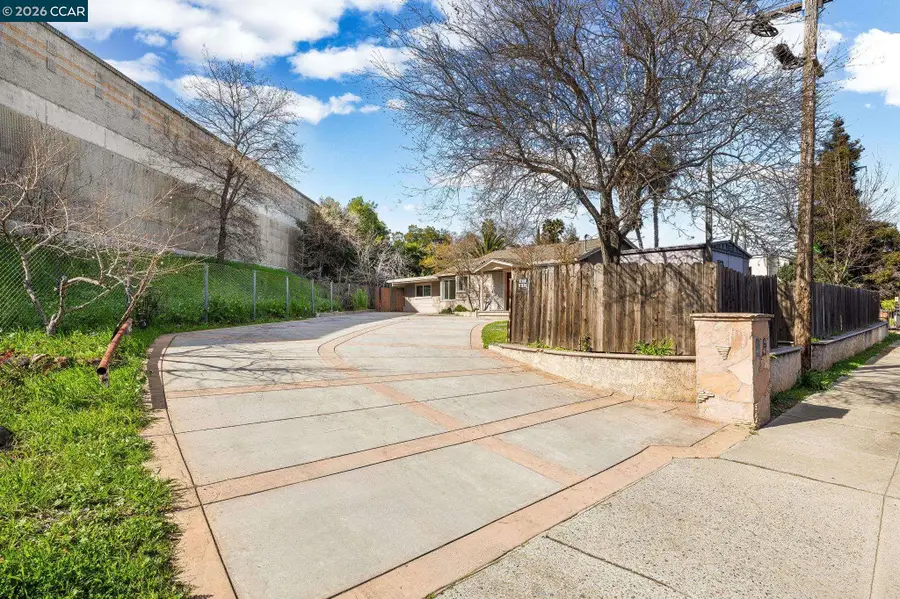 4820 Blum Rd, Martinez, CA 94553 - #3
