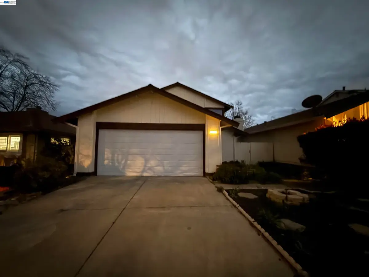 2203 Glenmount Dr, Pittsburg, CA 94565 - #1