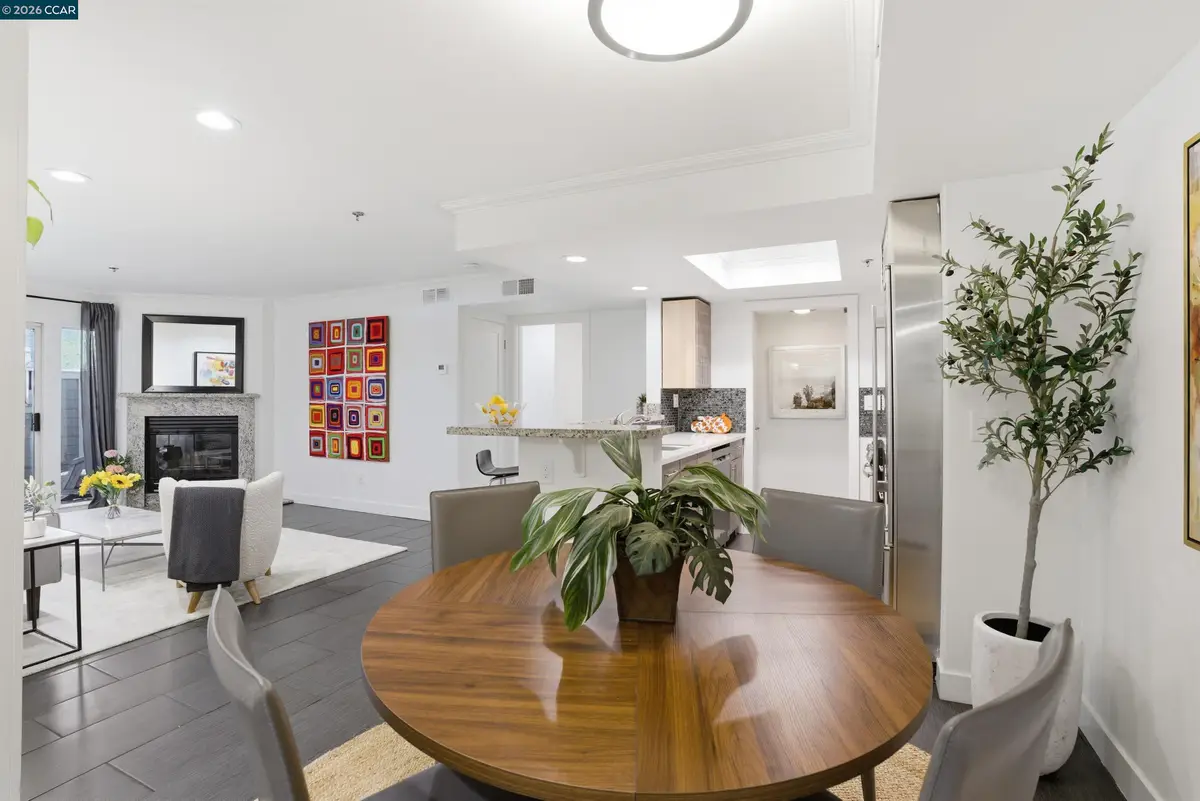 2560 Oak Rd  #122, Walnut Creek, CA 94597 - #1