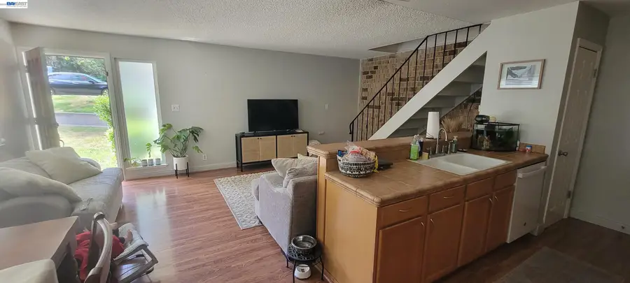 Address Withheld By Seller, Oceanside, CA 94588 - #3