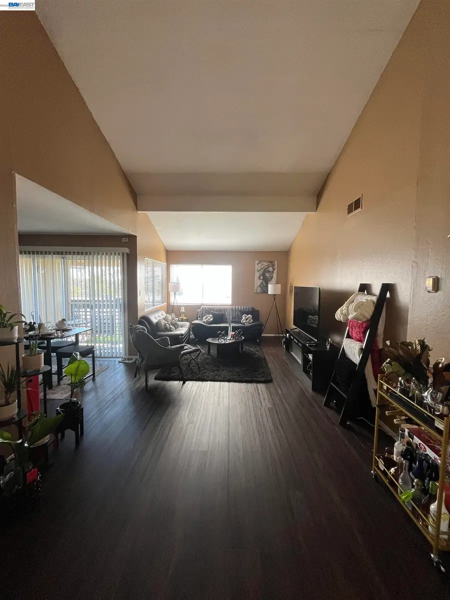 355 Parkview Ter  #A-8, Vallejo, CA 94589 - #2