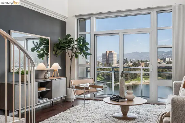 1 Lakeside Dr  #911, OAKLAND, CA 94612