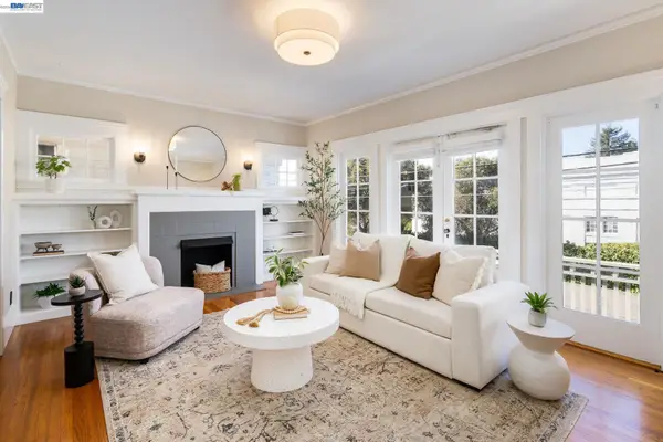 3746 Park Boulevard Way  #B, OAKLAND, CA 94610