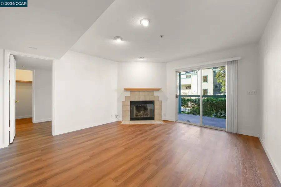 1430 Bel Air Dr  #103, Concord, CA 94521 - #2