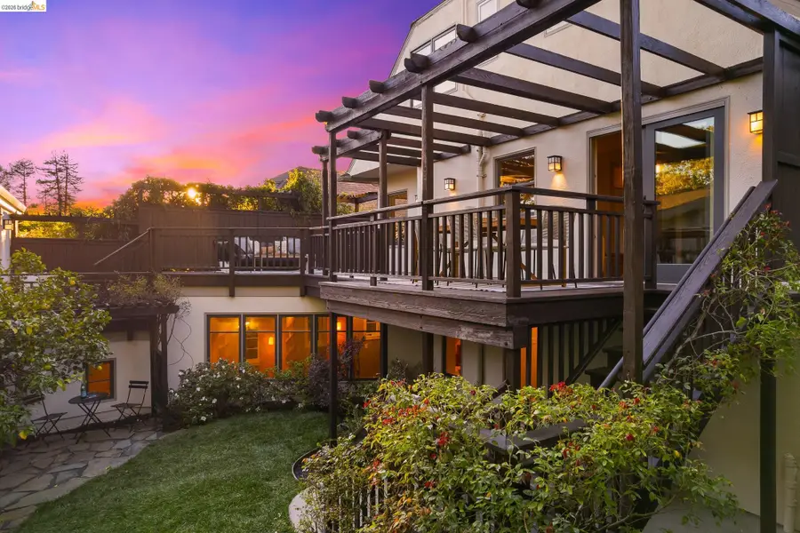 1101 Clarendon Crescent, Oakland, CA 94610 - #3