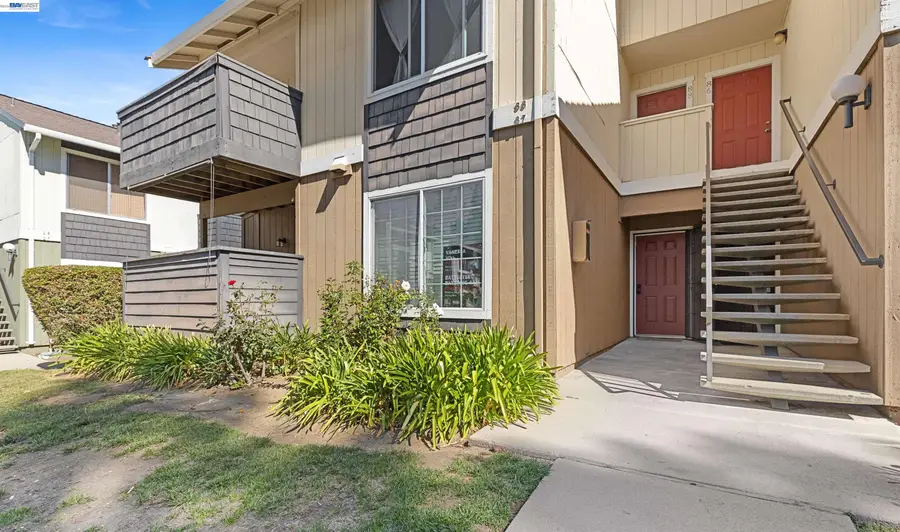 2575 Easton Way  #87, San Jose, CA 95133 - #3