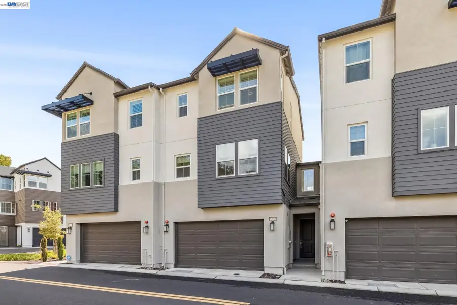 28957 Ashwell Ave, Hayward, CA 94544 - #2