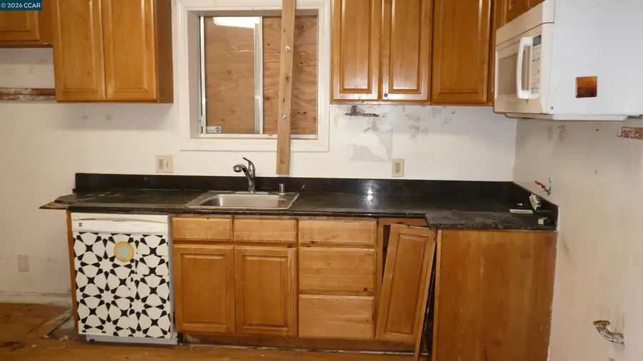 3200 San Diego Way, Sacramento, CA 95820 - #2