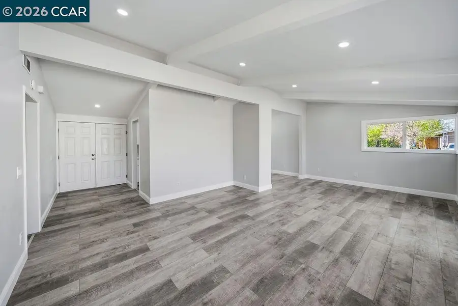 1737 Ravenwood Dr, Concord, CA 94520 - #2