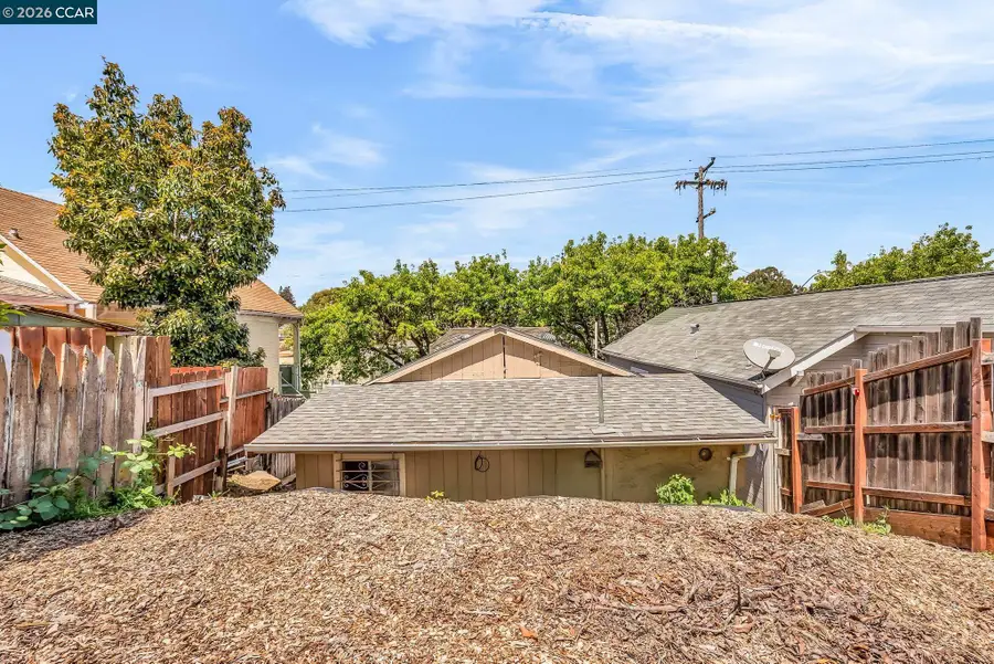 2150 35Th Ave, Oakland, CA 94601 - #3