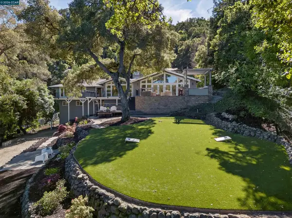 36 Oak Drive, ORINDA, CA 94563