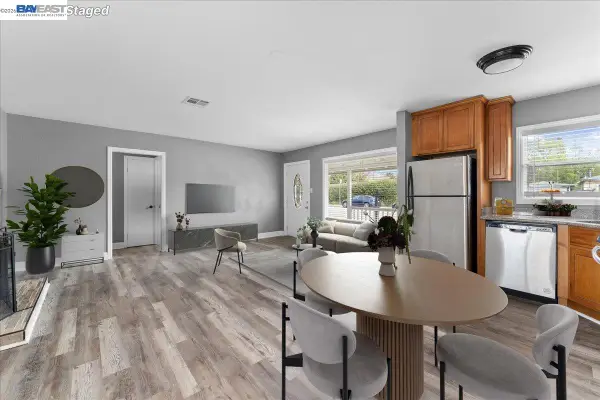 2315 West Ave, SANTA ROSA, CA 95407