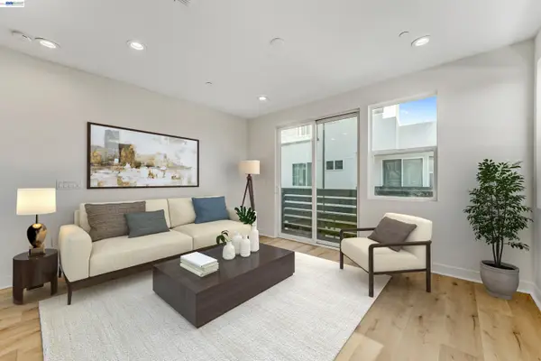 3933 Wattling St, OAKLAND, CA 94601