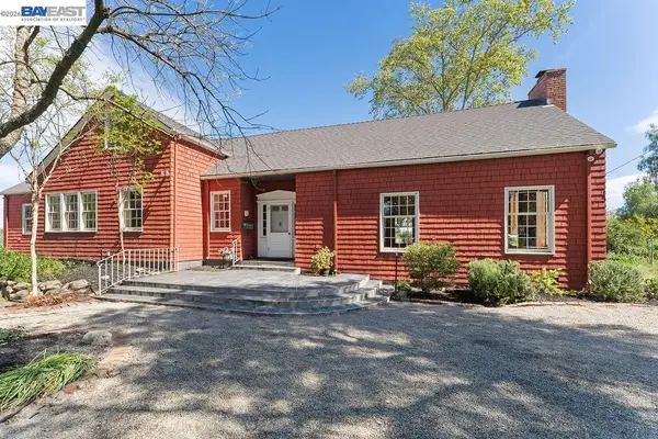 1972 Livermore Ave, LIVERMORE, CA 94550