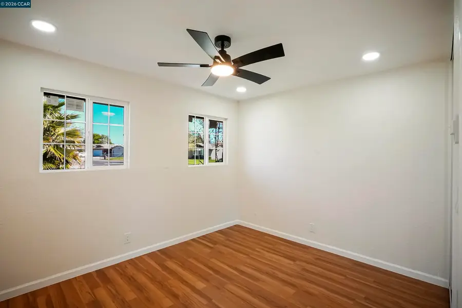 6860 Cunningham Way, Sacramento, CA 95828 - #3