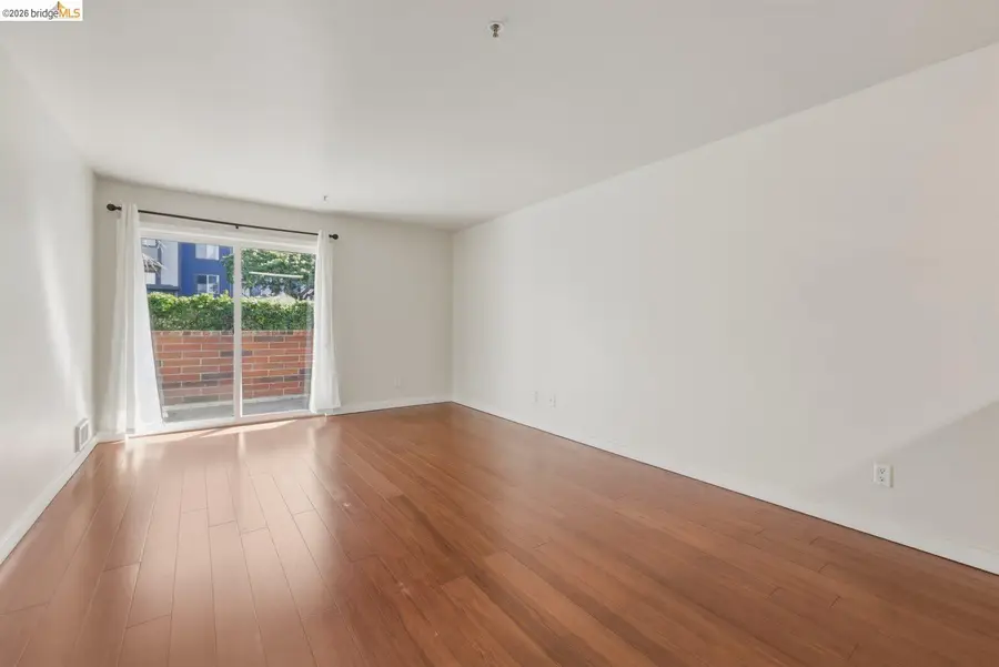 6400 Christie Ave  #4120, Emeryville, CA 94608 - #2