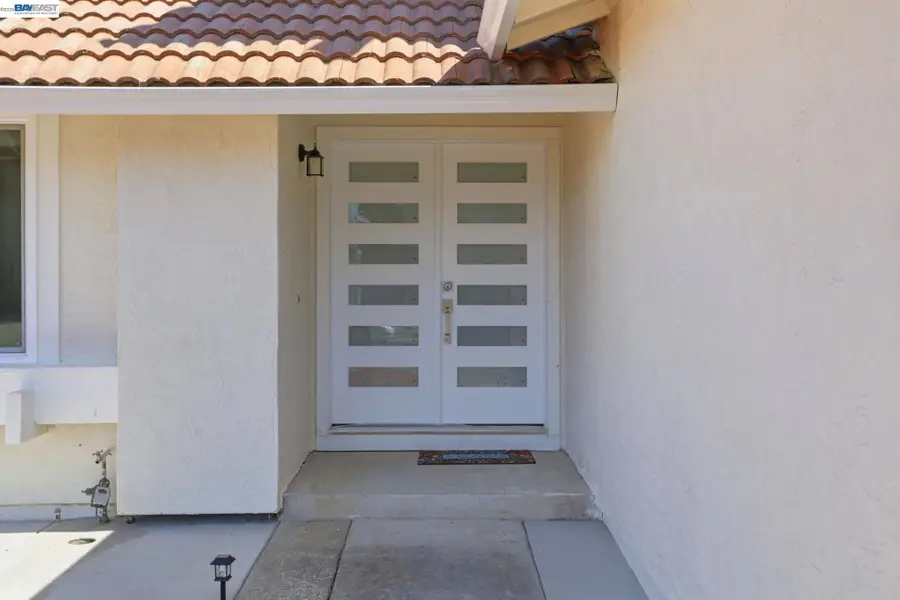 124 Erin Dr, Vallejo, CA 94589 - #2