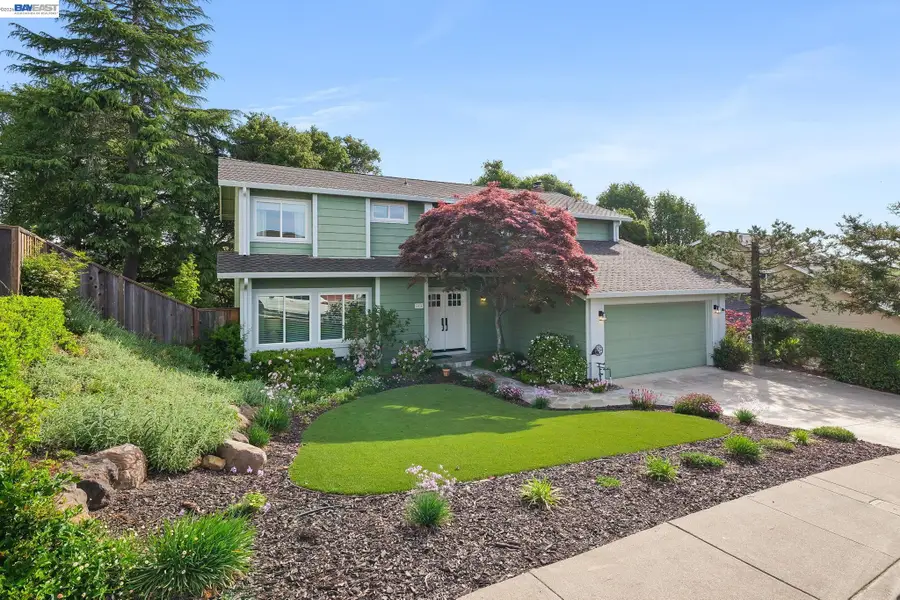 6034 Slopeview Ct, Castro Valley, CA 94552 - #2