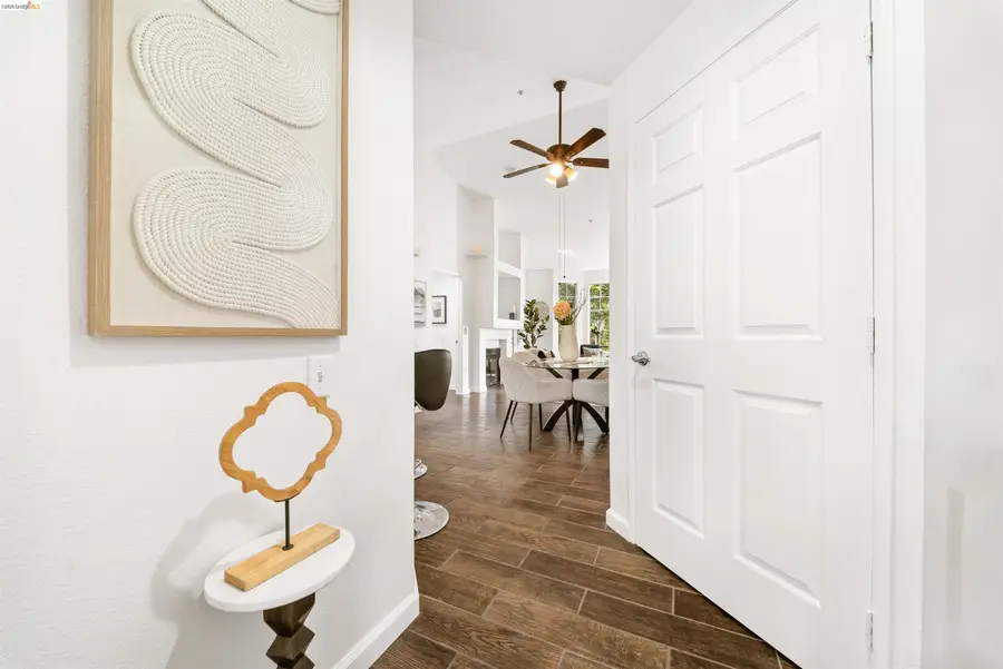 280 Caldecott  #321, Oakland, CA 94618 - #2