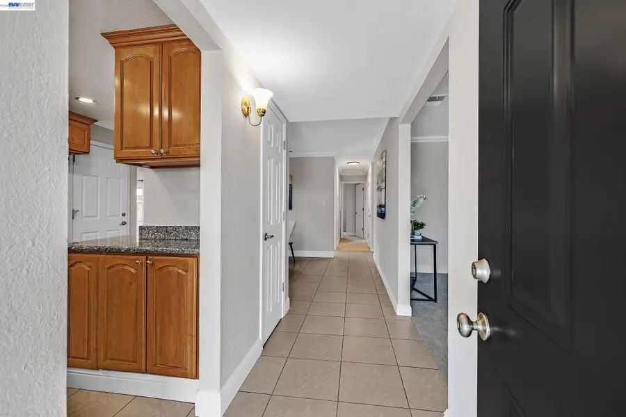 4061 Holland Dr, Pleasanton, CA 94588 - #3