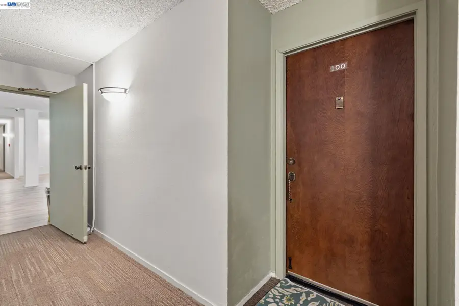 955 Shorepoint Ct  #100, Alameda, CA 94501 - #2
