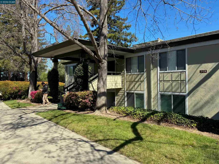 2128 Tice Creek Dr  #2, Walnut Creek, CA 94595 - #3
