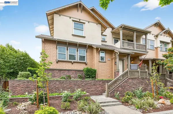 161 L St  #103, LIVERMORE, CA 94550