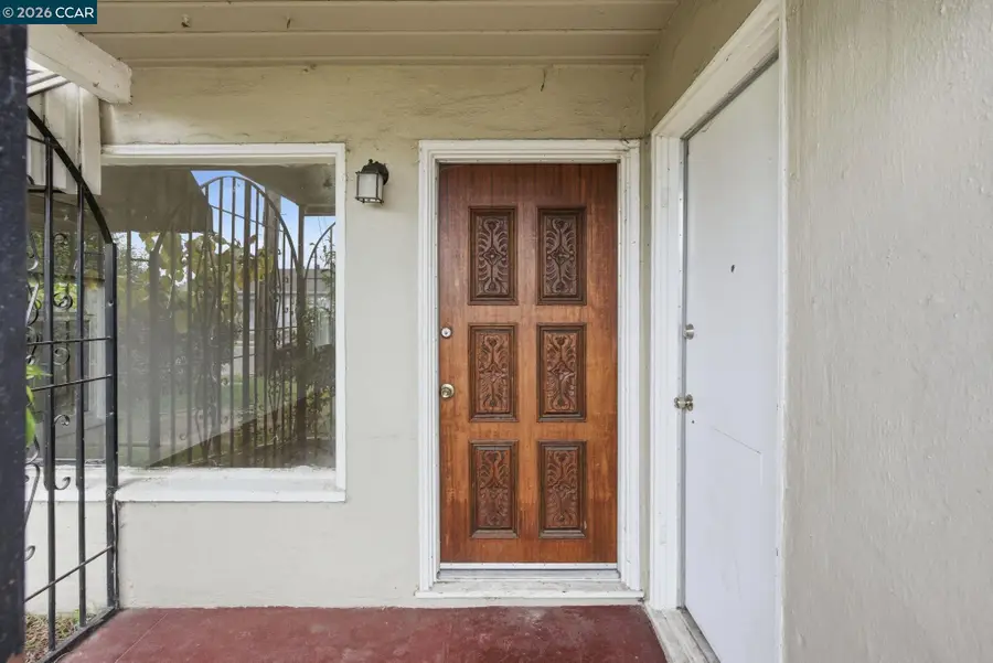6719 Eastlawn St, Oakland, CA 94621 - #3
