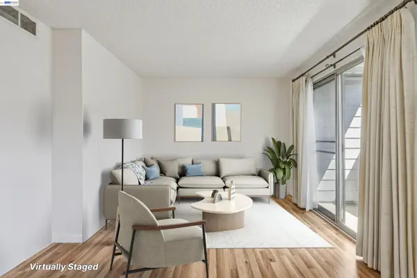 620 River Oak Way  #84, HAYWARD, CA 94544