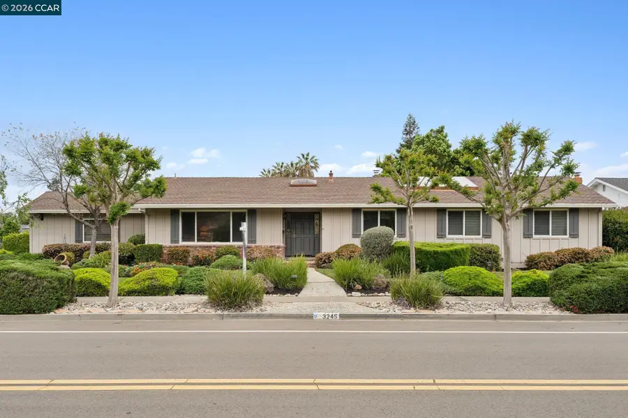 3245 Mckean Dr, Concord, CA 94518 - #2