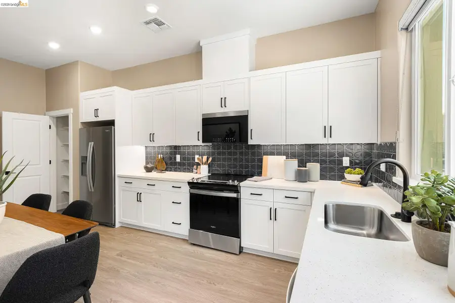 28924 Parkridge Loop  #103, Hayward, CA 94544 - #3