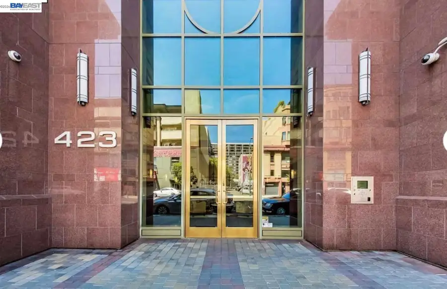 423 7Th St  #208, Oakland, CA 94607 - #3
