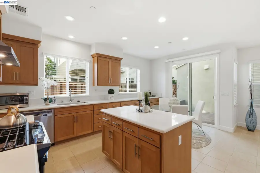 8553 Schooner Way, Newark, CA 94560 - #2