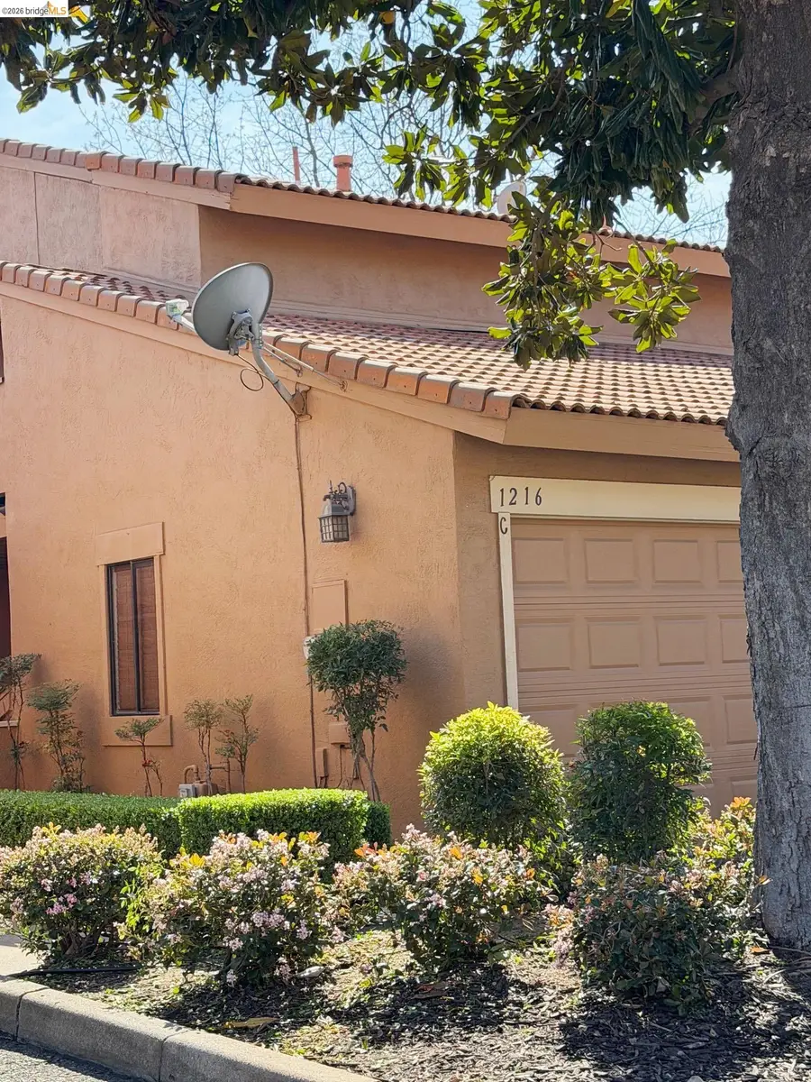 1216 Roseburg Ave  #C, Modesto, CA 95350 - #2