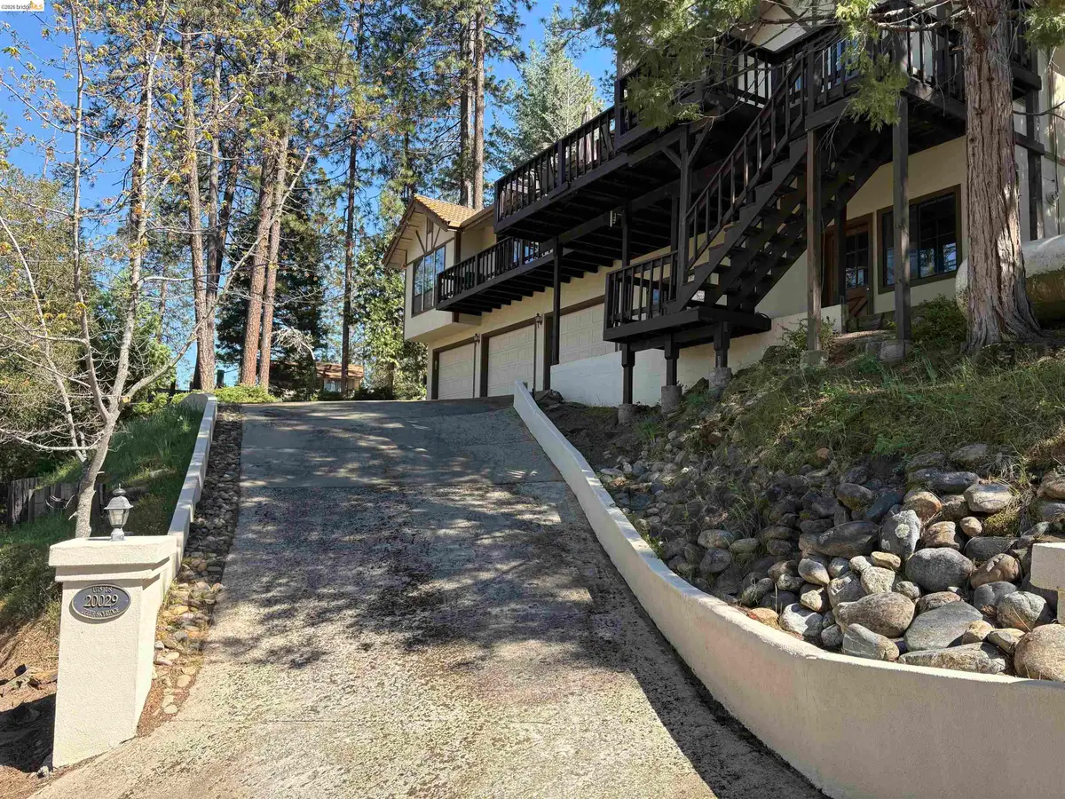 20029 Upper Skyridge Dr, Groveland, CA 95321 - #1