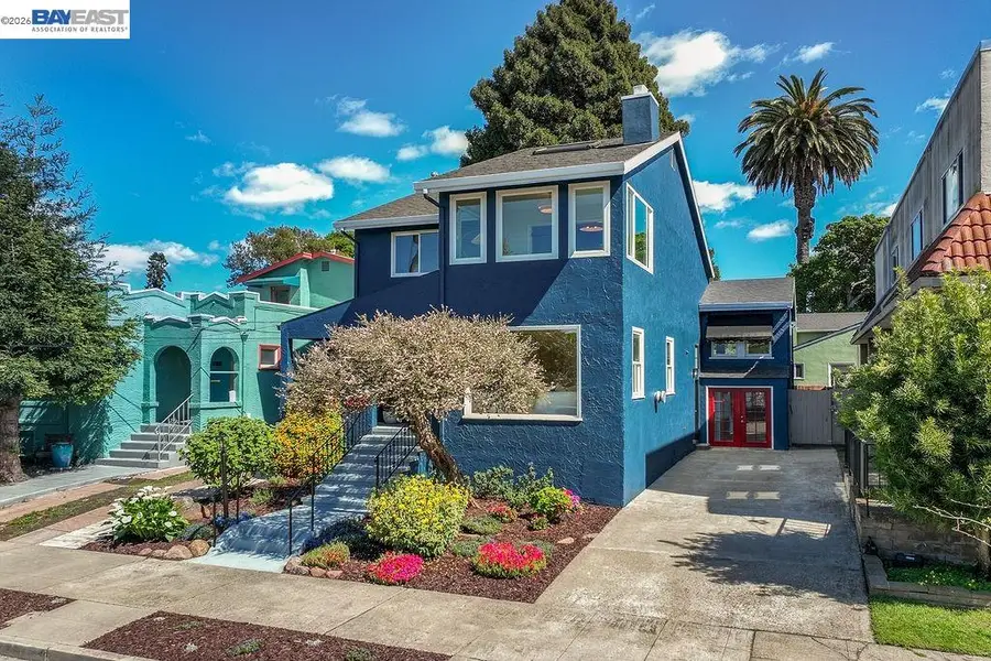 1329 Ordway St, Berkeley, CA 94702 - #2
