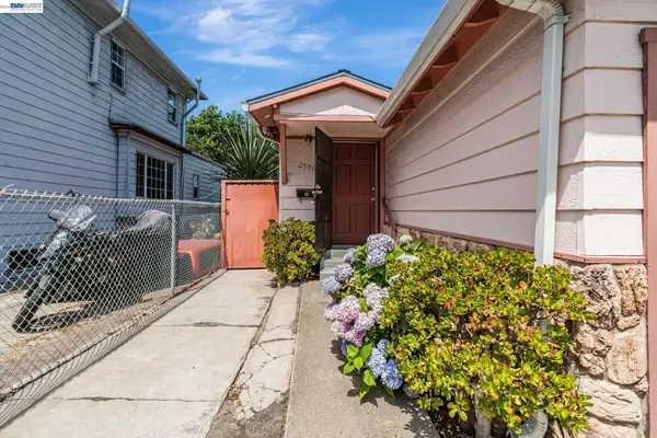 2538 16Th St, OAKLAND, CA 94601
