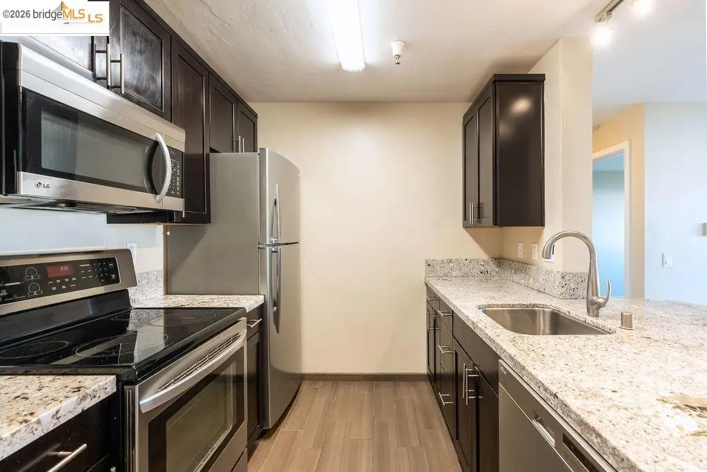 6400 Christie AVE  #3213, Emeryville, CA 94608 - #1