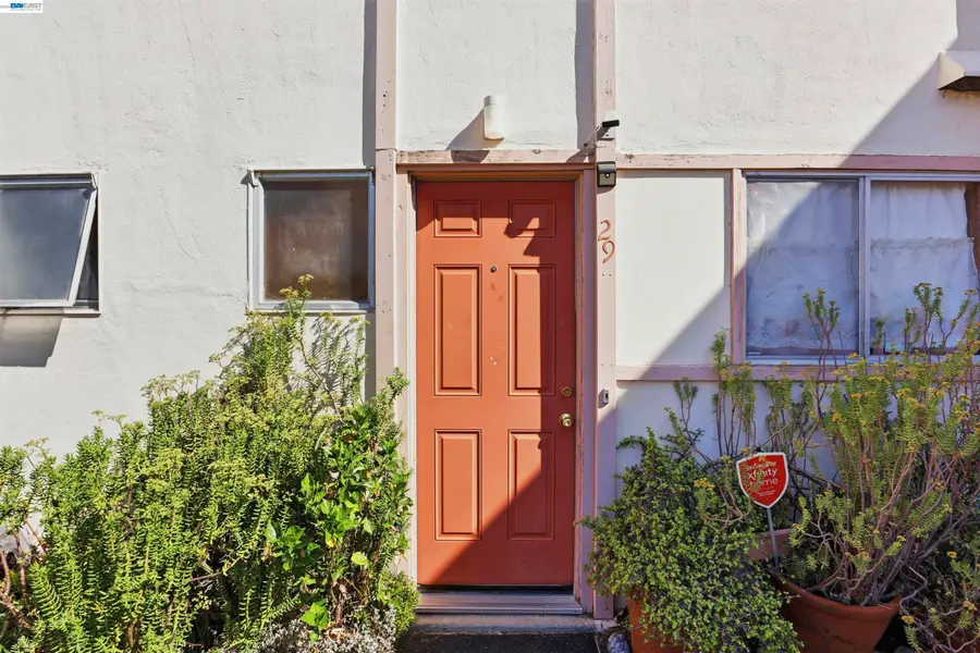 27505 Tampa Ave  #29, Hayward, CA 94544 - #3