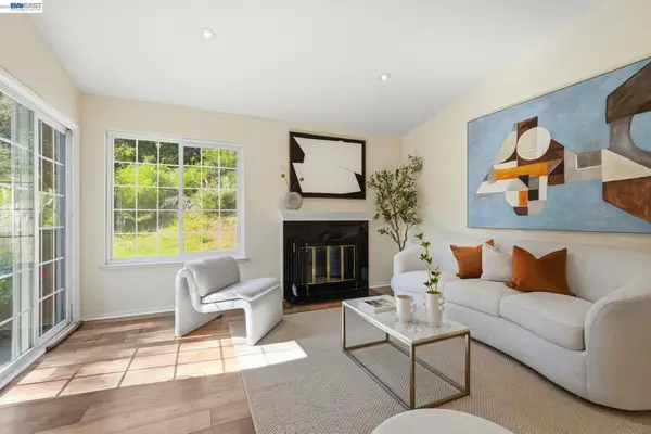 515 Canyon Oaks Dr  #F, OAKLAND, CA 94605