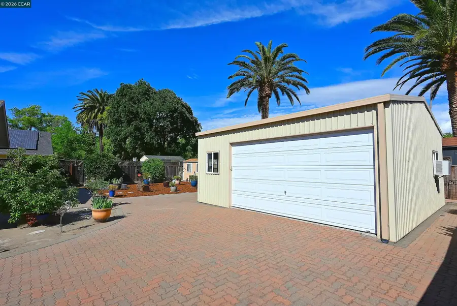 1013 Pleasant Valley Dr, Pleasant Hill, CA 94523 - #2