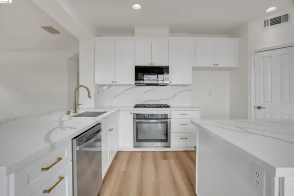 6857 Sunriver Ln, VALLEJO, CA 94591