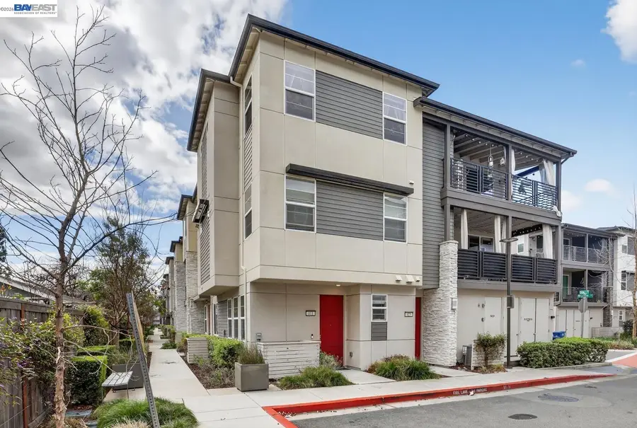 411 Rhythm Ln, Hayward, CA 94544 - #2